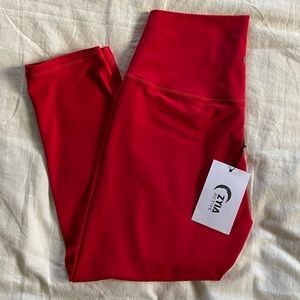 Zyia Red Ascend Hi-Rise Capri 20”